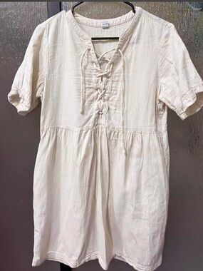 Old Navy Cream Lace-Up Peasant Dress for Girls